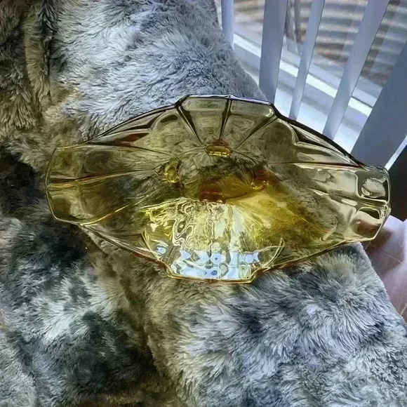 Vintage Art Deco  Amber Pressed Glass Oval Footed Bowl - Picture 10 of 16